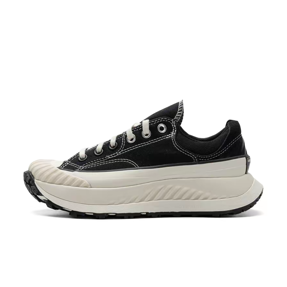 Converse Shoes Chuck 70 - คอนเวิร์ส ชัค 70 AT-CX รองเท้าลำลองแบบโลว์ท็อปสำหรับทุกเพศ– สีขาว/ดำ,