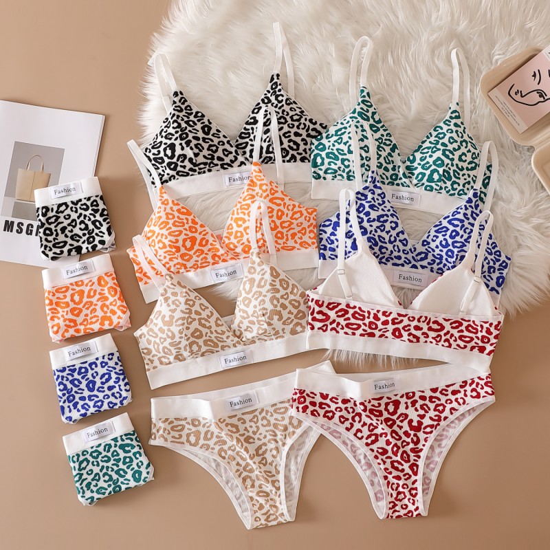 ชุดชั้นในบราดันทรงและกางเกงในผ - Cotton Bra Everyday บทวิจารณ์และราคา