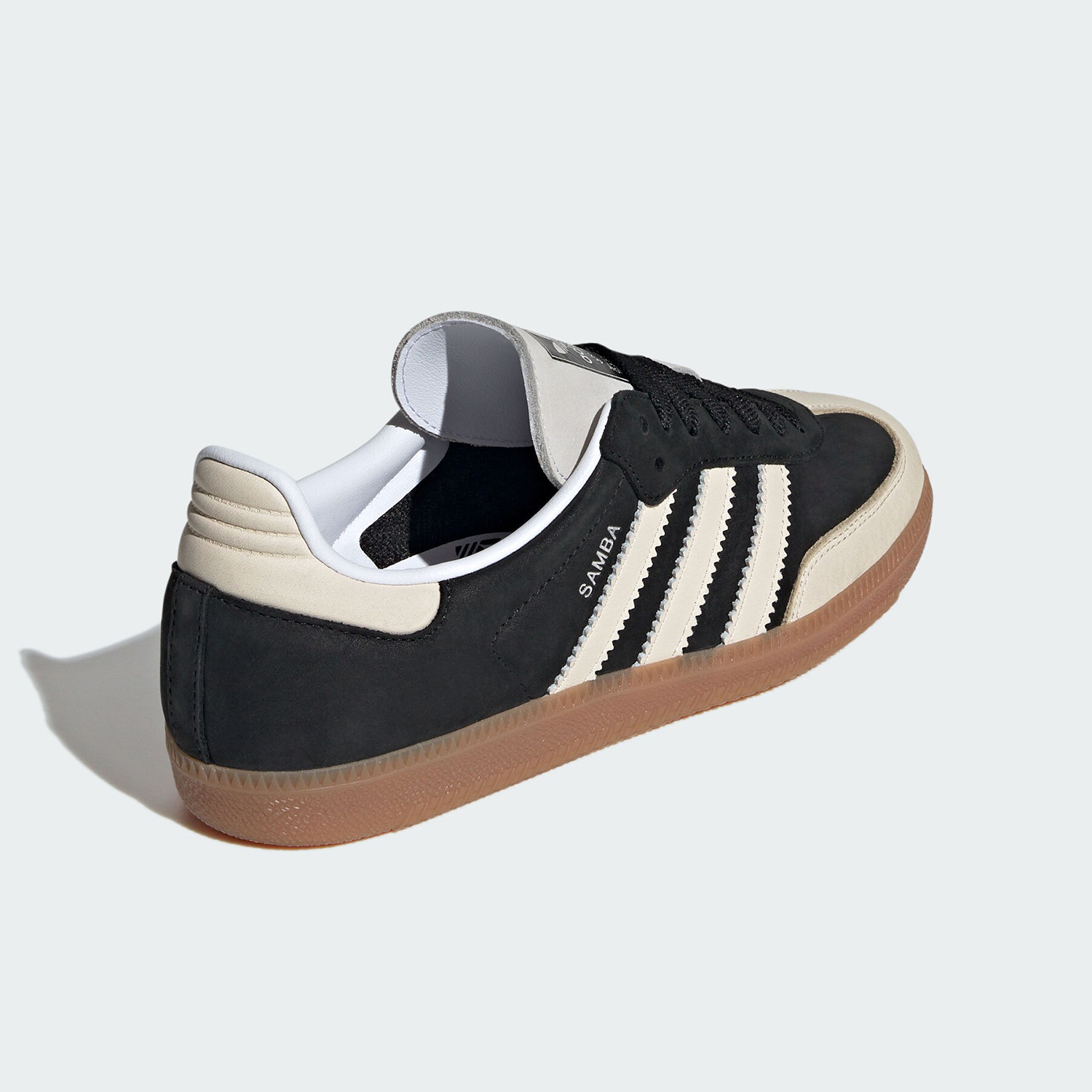 Adidas รองเท้ากีฬาและรองเท้าพั - Adidas Shoes Samba บทวิจารณ์และราคา